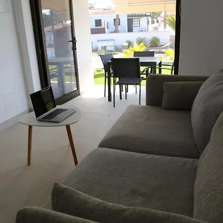 Precioso En Complejo Privado Con Piscina * San Bartolomé