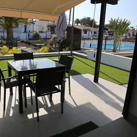 Precioso En Complejo Privado Con Piscina Apartmán *