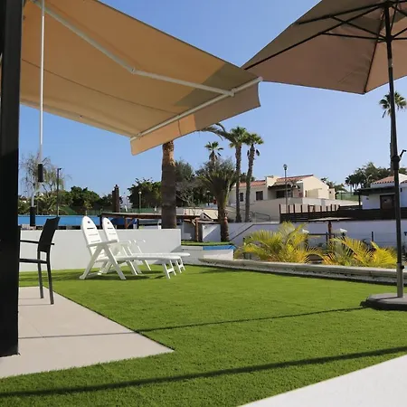 Precioso En Complejo Privado Con Piscina San Bartolomé